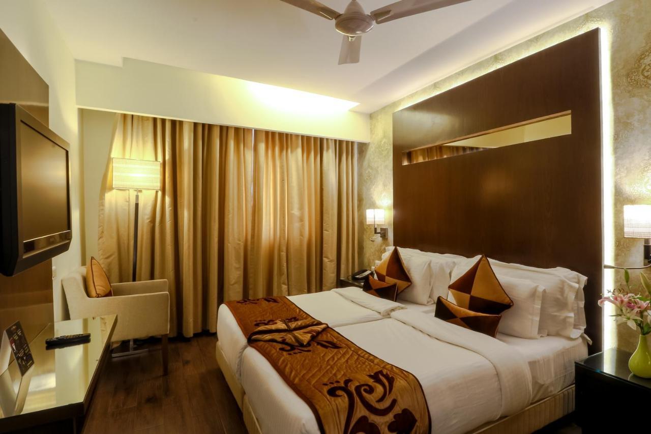 Salida Del Sol Hotel Panaji Buitenkant foto