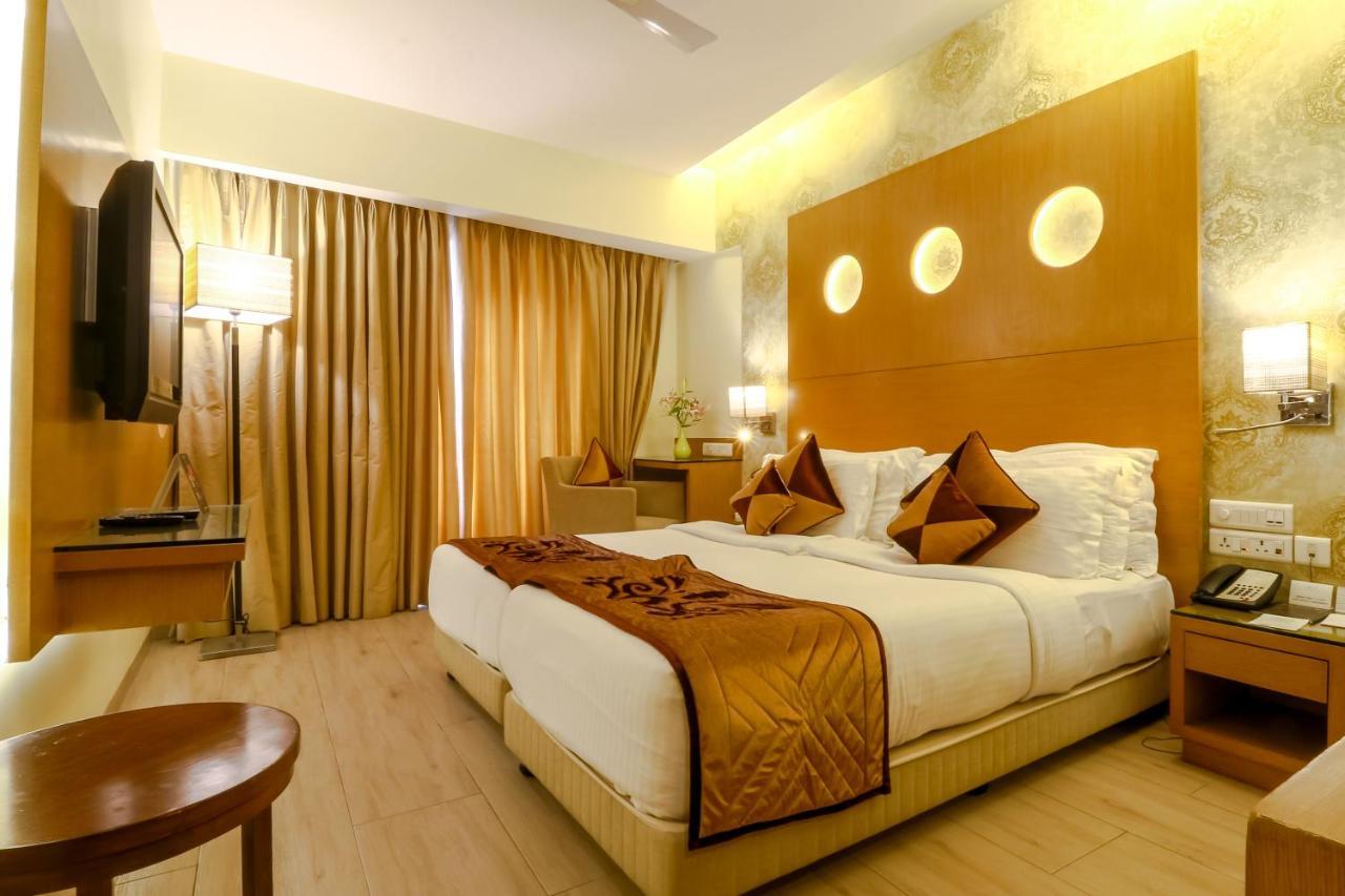 Salida Del Sol Hotel Panaji Buitenkant foto